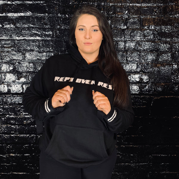 Solid Black Lifting Sweatshirt - Reps Over Rest