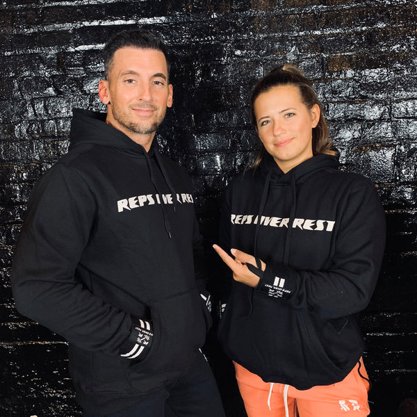 Solid Black Lifting Sweatshirt - Reps Over Rest